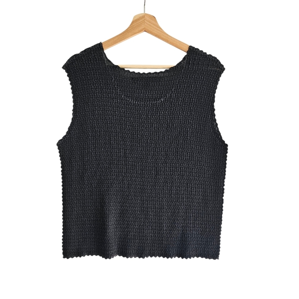 Josephine Chaus Woman Black Crinkle Pleated Sleeveless Top 1X - Picture 2 of 8